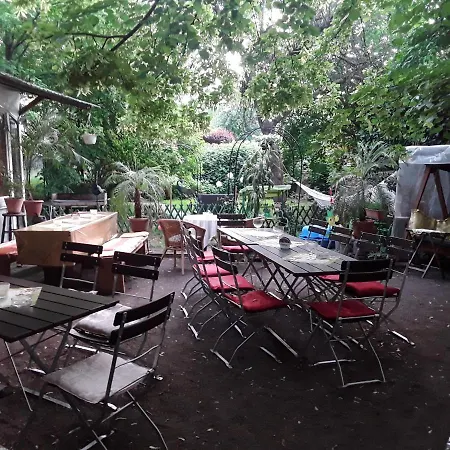 Ferienwohnung In Lindenau